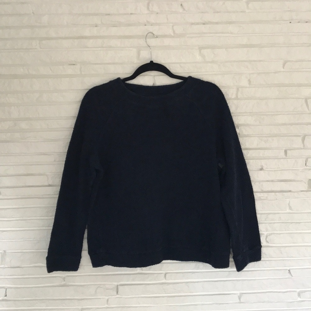 COS navy crew neck sweatshirt